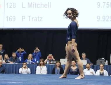 To απόλυτο 10άρι: Το βίντεο με τις ασκήσεις εδάφους αθλήτριας που «τρέλανε» το διαδίκτυο [βίντεο]